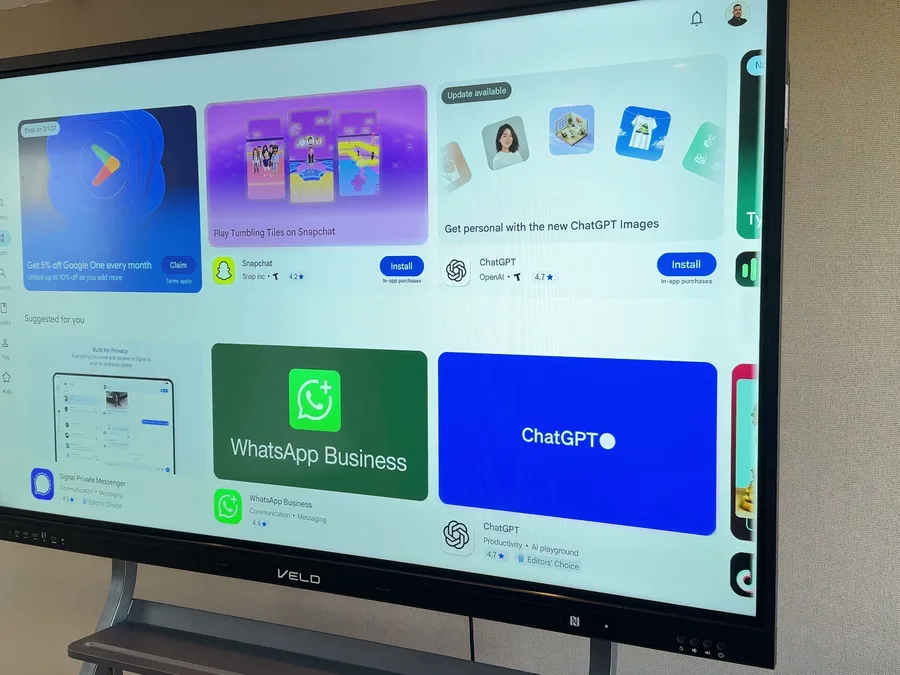 Google Play apps open on Veld Board